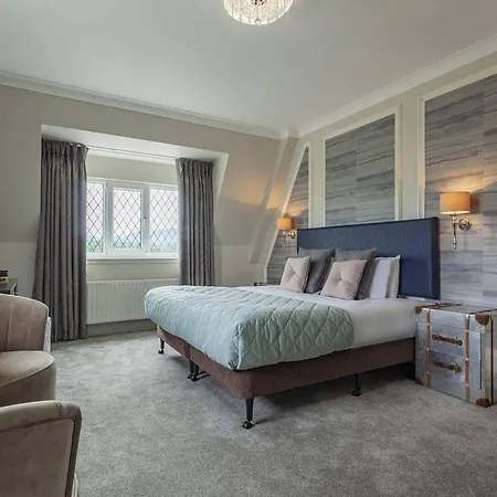 Gleneagle Hotel 4*